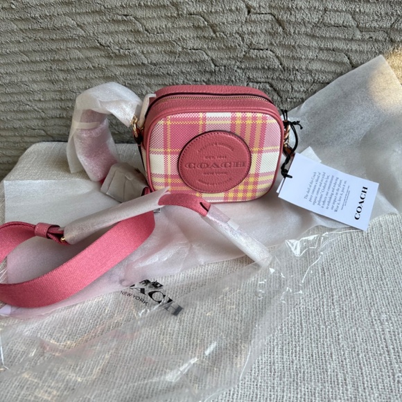 COACH Mini Dempsey Camera Bag With Garden Plaid Print And Coach Patch BRAND NEW - Picture 5 of 8
